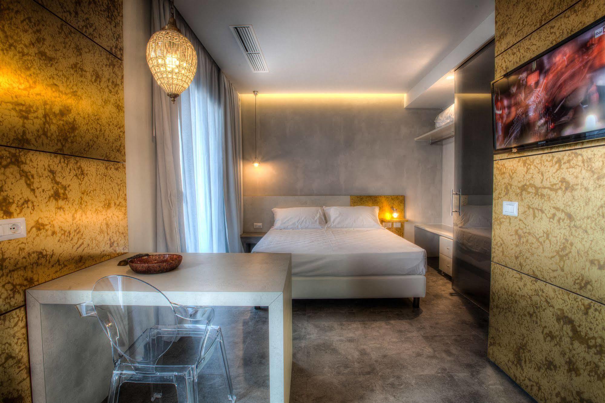 Bell Suite Hotel Белларія-Іджеа-Марина Екстер'єр фото