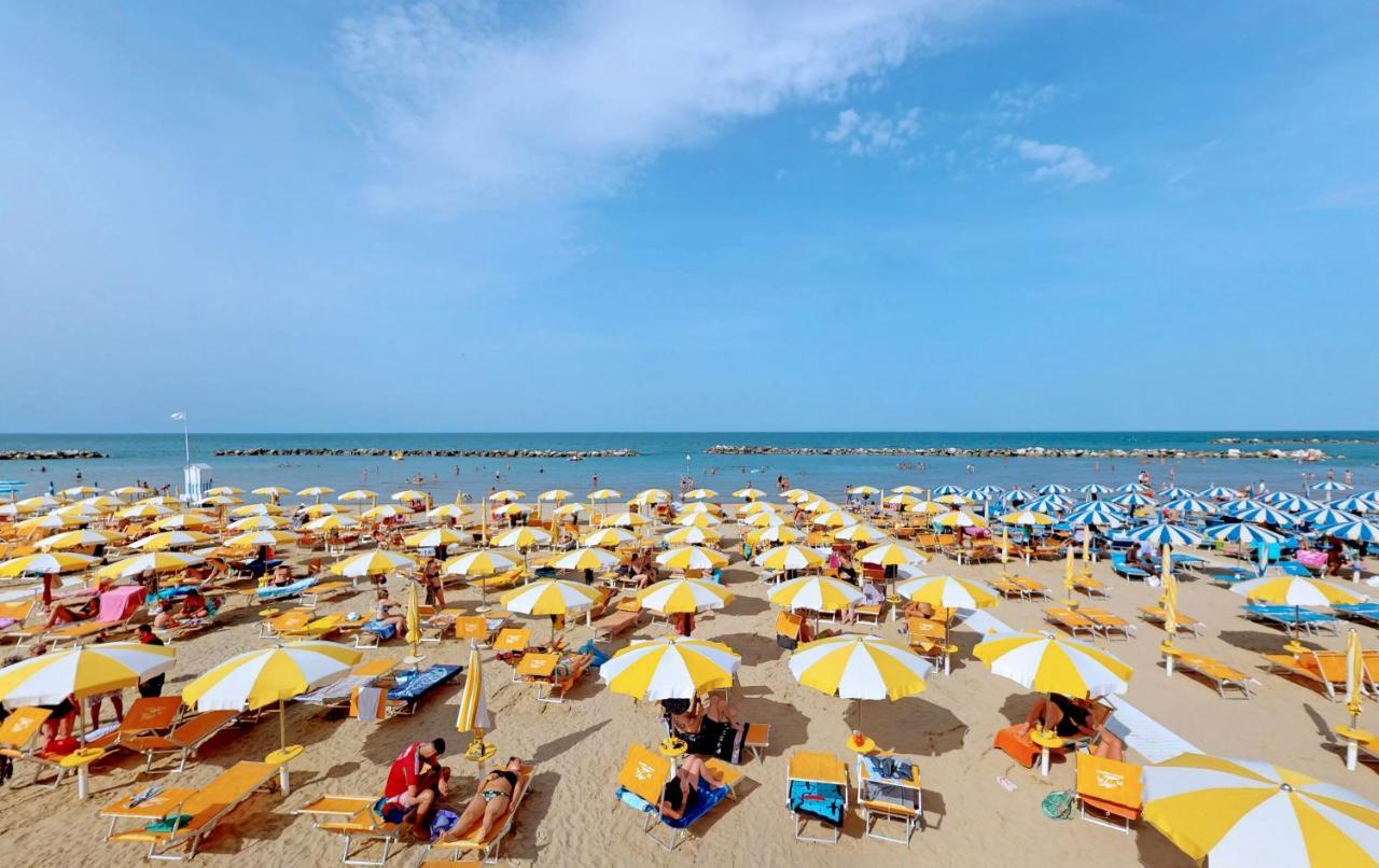 Bell Suite Hotel Белларія-Іджеа-Марина Екстер'єр фото